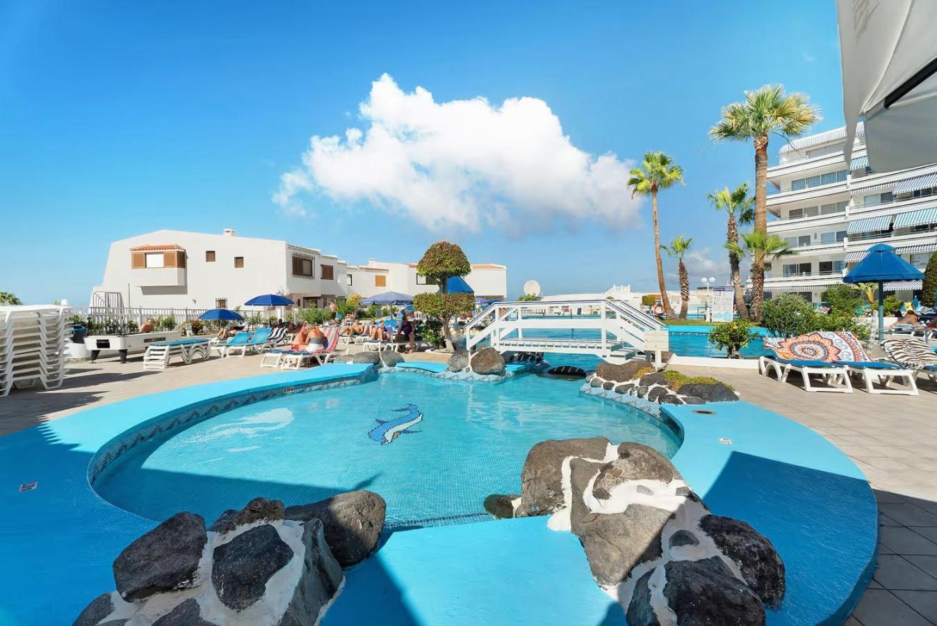 03 Club Atlantis Tenerife Costa Adeje  Exterior photo